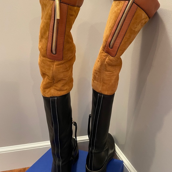 Stuart Weizmann Renata shearling boot 7.5 - Picture 3 of 9